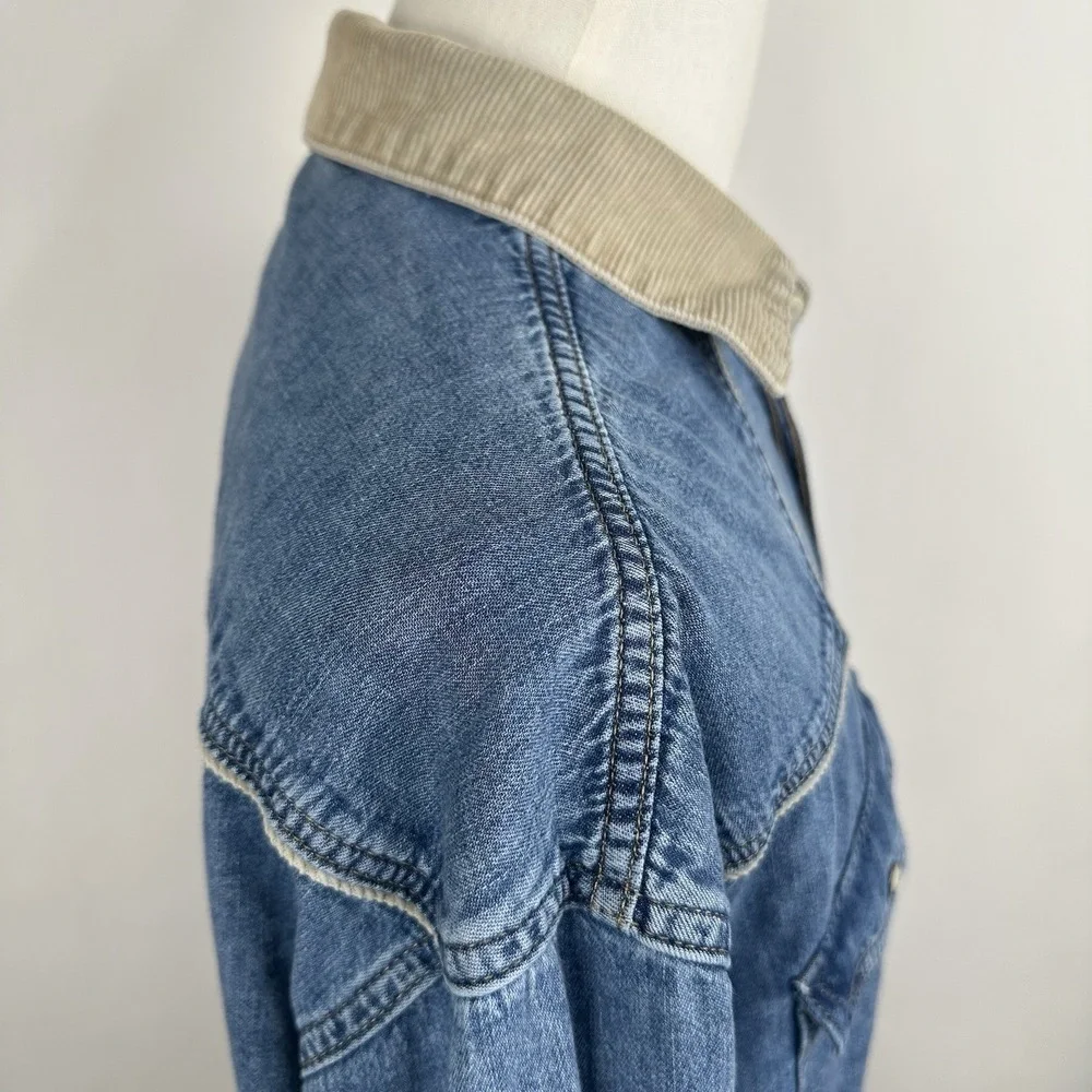 Men's GAP NWT Pearl Snap Denim Shirt XL Medium Wash Corduroy Collar Long‎ Sleeve